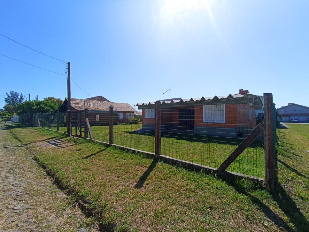 Casa 4 dormitórios para venda, Centro em Xangri-lá | Ref.: 4287