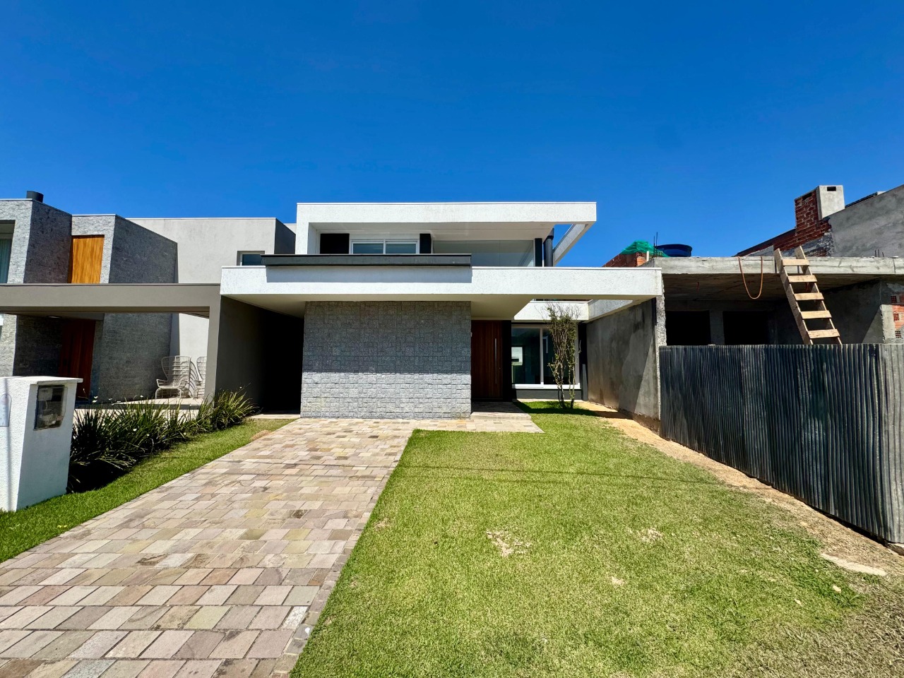 Casa em Condomínio 4 dormitórios para venda, Centro em Xangri-lá | Ref.: 4457