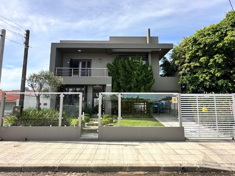 Casa 3 dormitórios para venda, Centro em Xangri-lá | Ref.: 4776