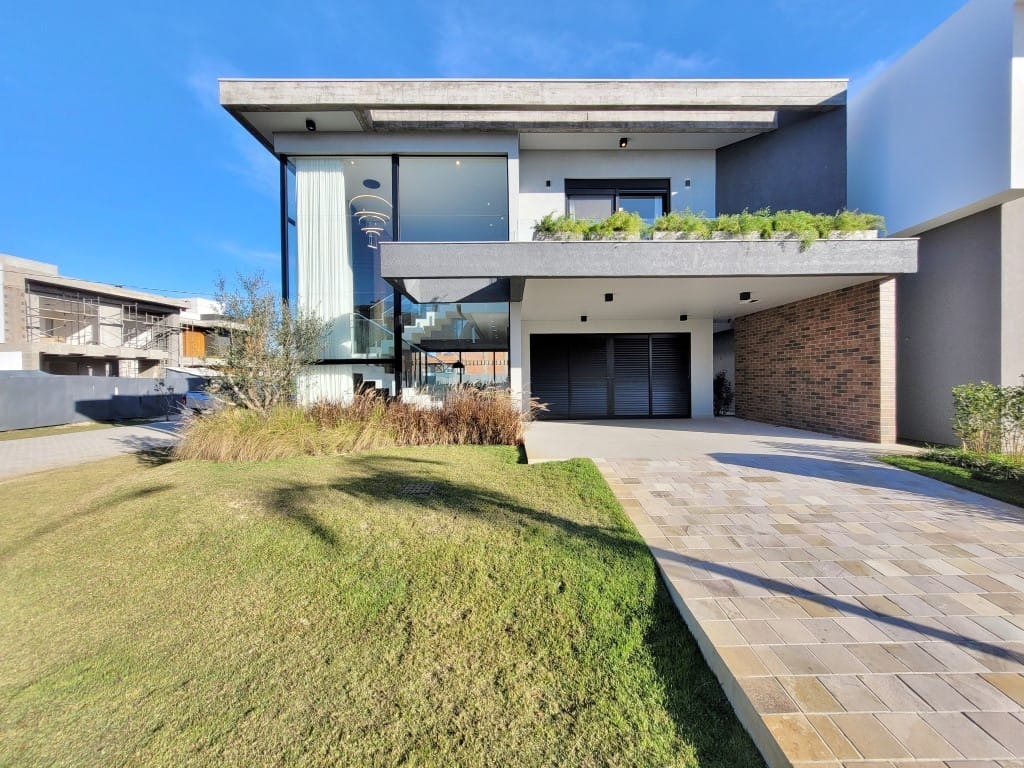 Casa em Condomínio 4 dormitórios para venda, Centro em Xangri-lá | Ref.: 5628