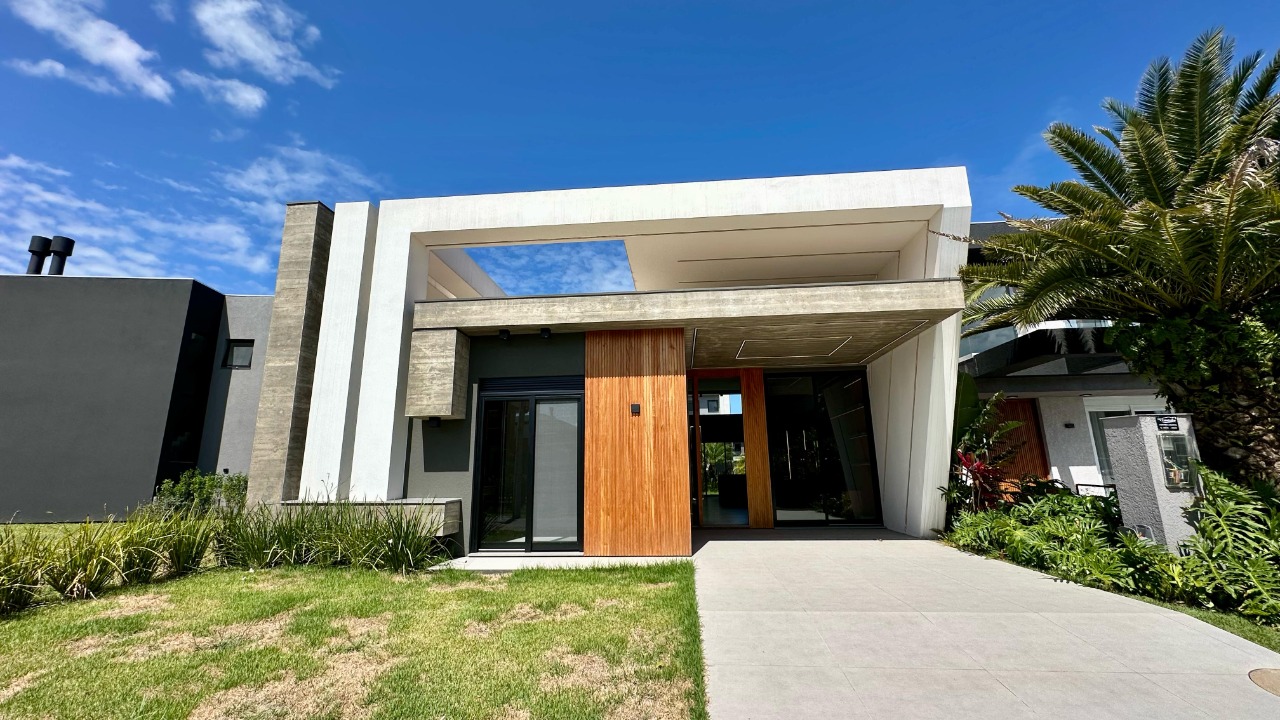 Casa em Condomínio 4 dormitórios para venda, Centro em Xangri-lá | Ref.: 5848