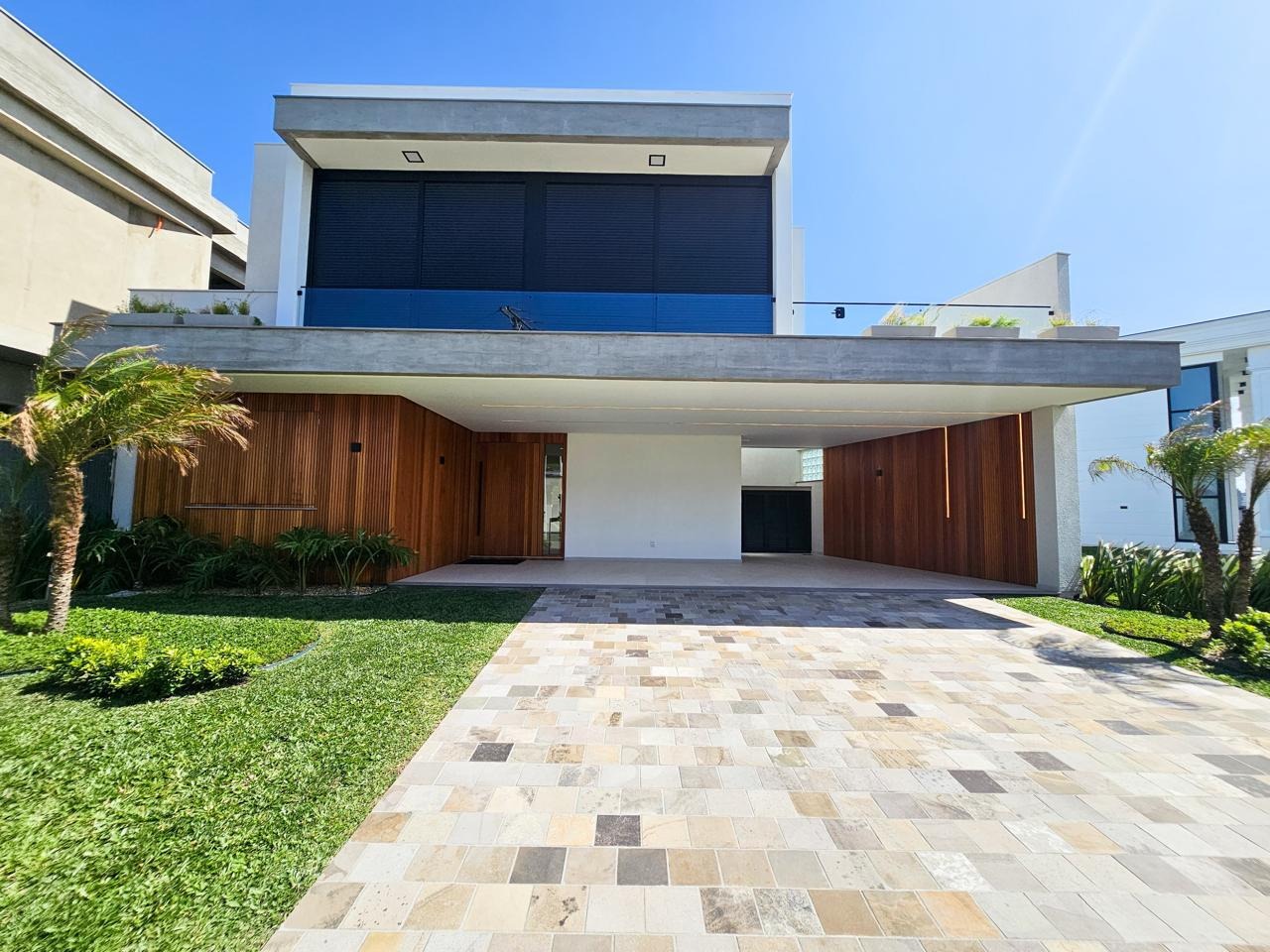 Casa em Condomínio 5 dormitórios para venda, Centro em Xangri-lá | Ref.: 7397