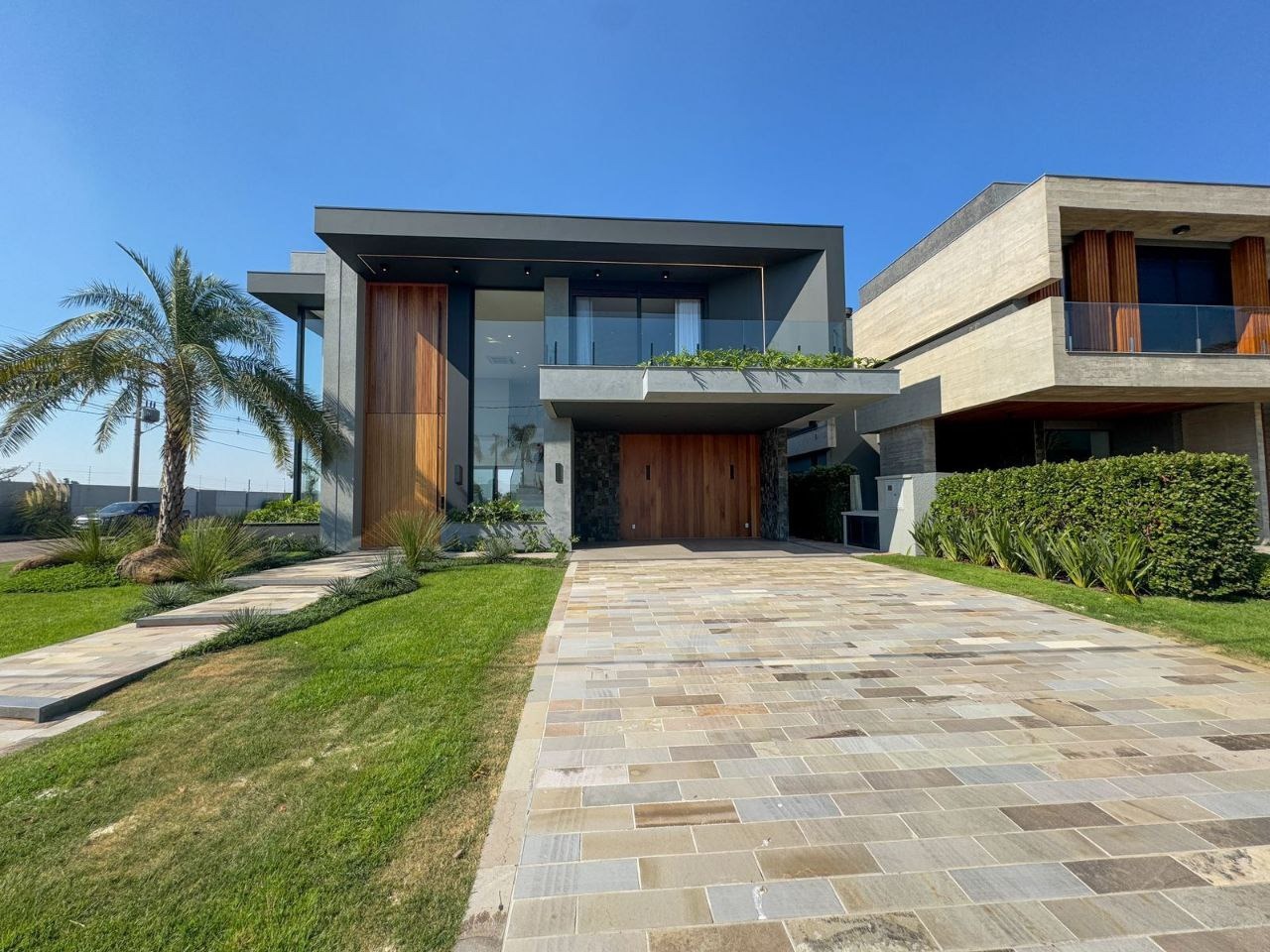 Casa em Condomínio 5 dormitórios para venda, Centro em Xangri-lá | Ref.: 7591