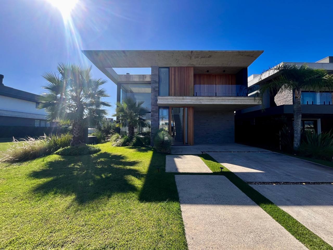 Casa em Condomínio 5 dormitórios para venda, Centro em Xangri-lá | Ref.: 7825