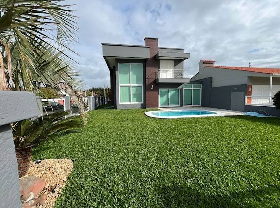 Casa 4 dormitórios para venda, Centro em Xangri-lá | Ref.: 7994