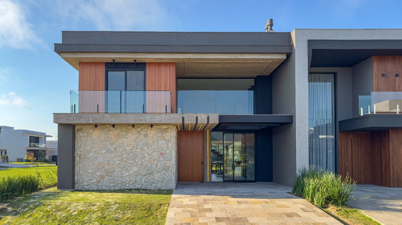 Casa em Condomínio 4 dormitórios para venda, Centro em Xangri-lá | Ref.: 8296