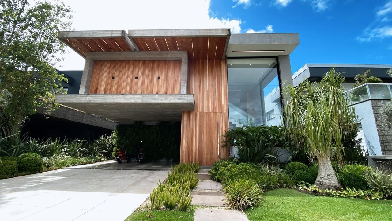 Casa em Condomínio 5 dormitórios para venda, Centro em Xangri-lá | Ref.: 8312