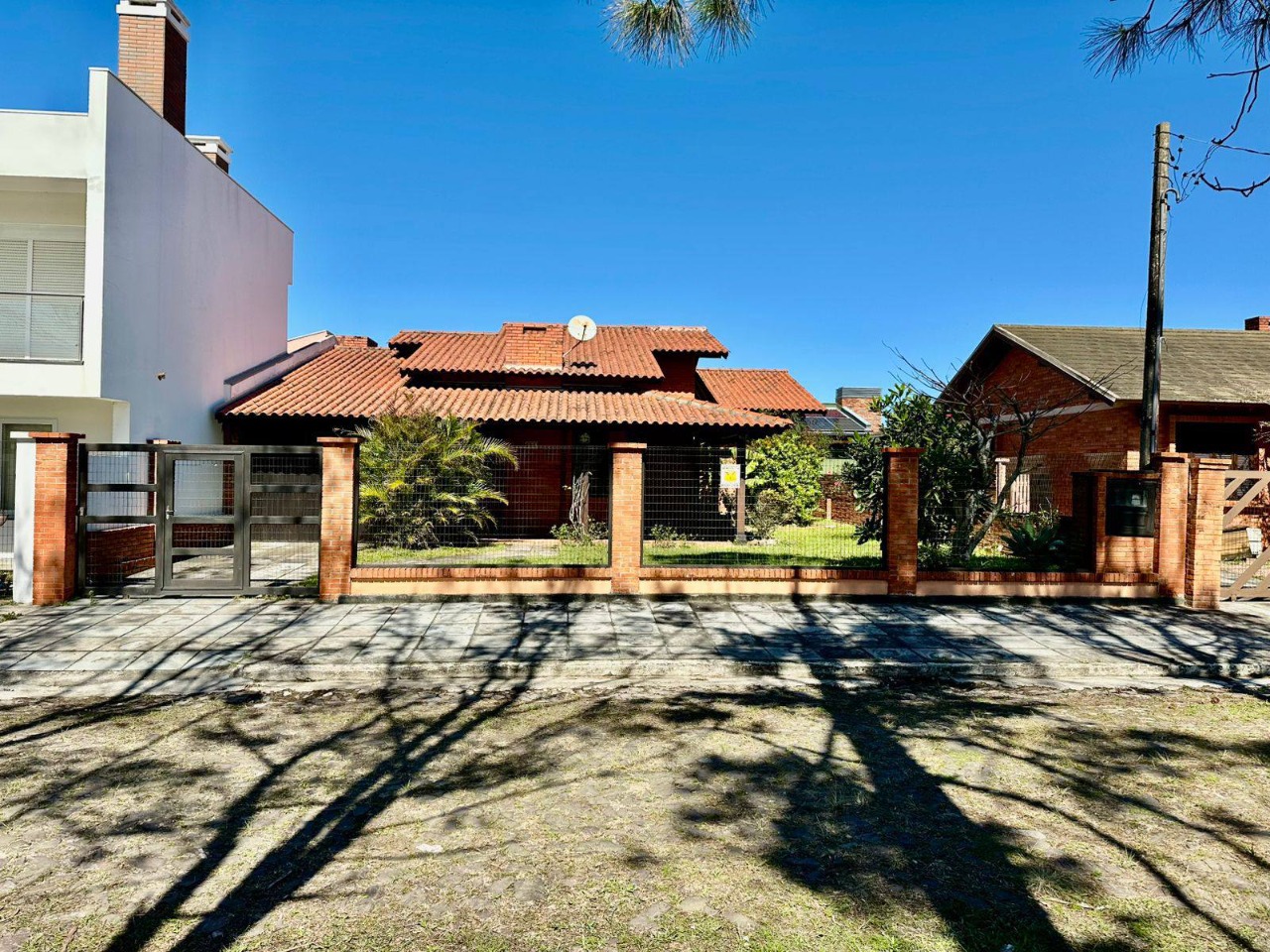 Casa 3 dormitórios para venda, Centro em Xangri-lá | Ref.: 8339