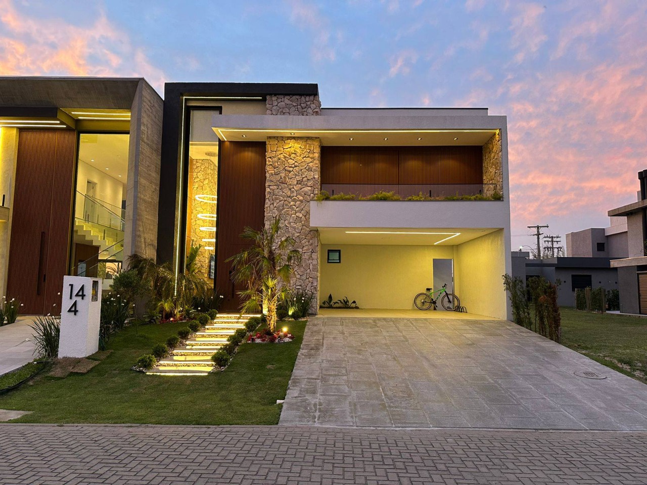 Casa em Condomínio 4 dormitórios para venda, Centro em Xangri-lá | Ref.: 8522