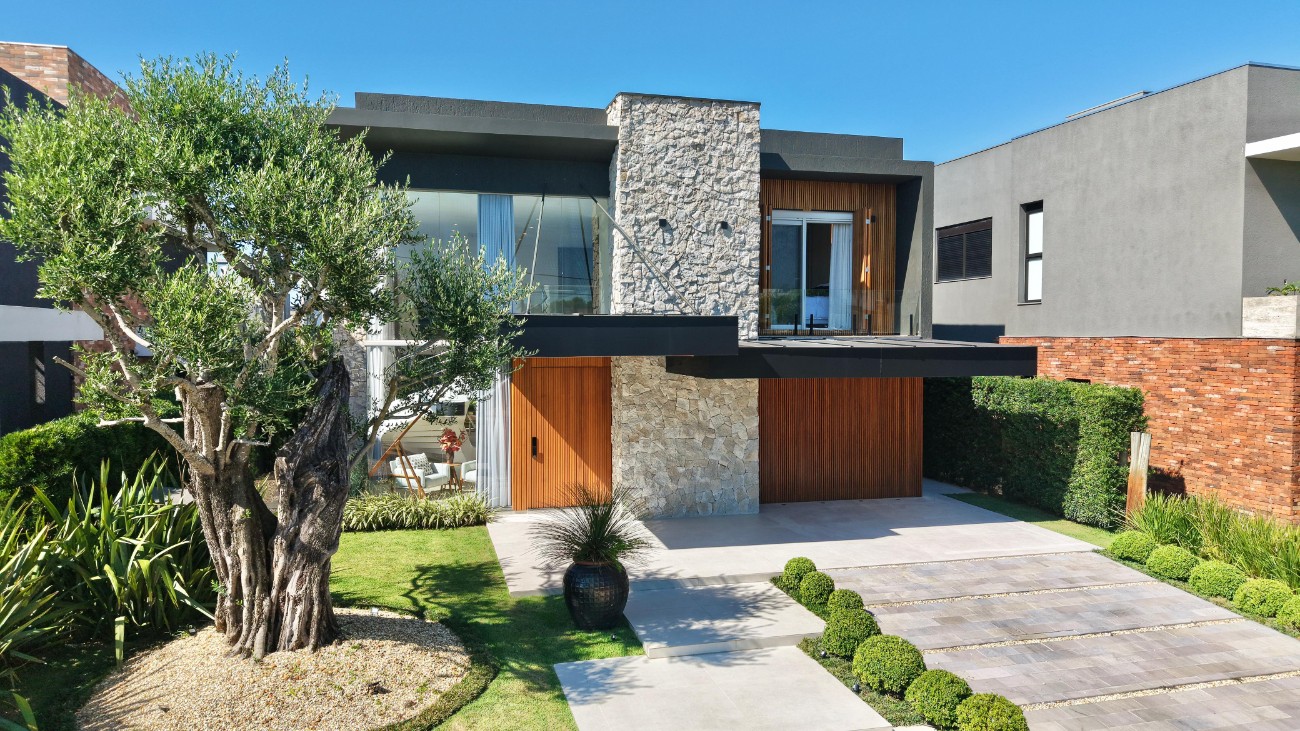 Casa em Condomínio 5 dormitórios para venda, Centro em Xangri-lá | Ref.: 8608